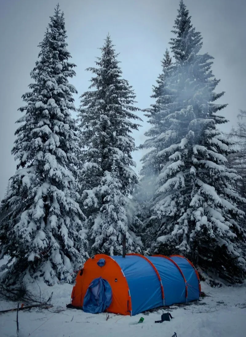 Туристические палатки